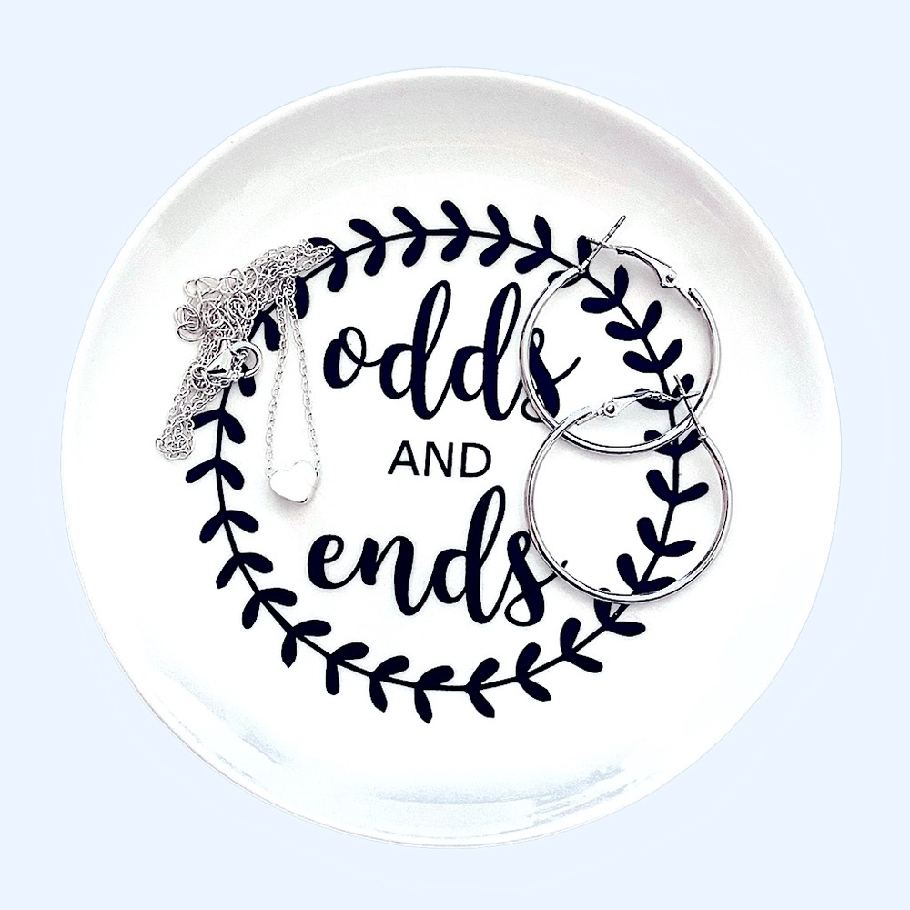 NWT Odds And Ends Trinket Jewlery Tray